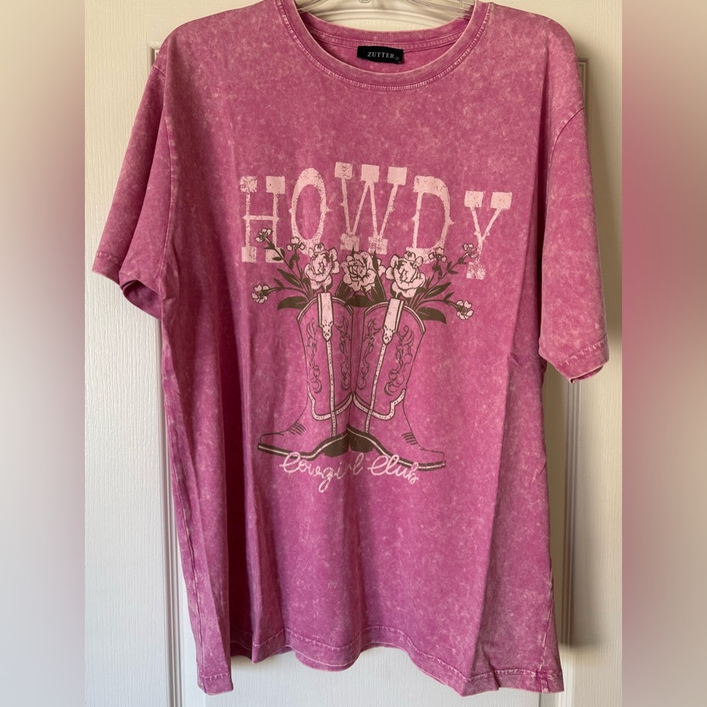 Howdy Pink Graphic Tee